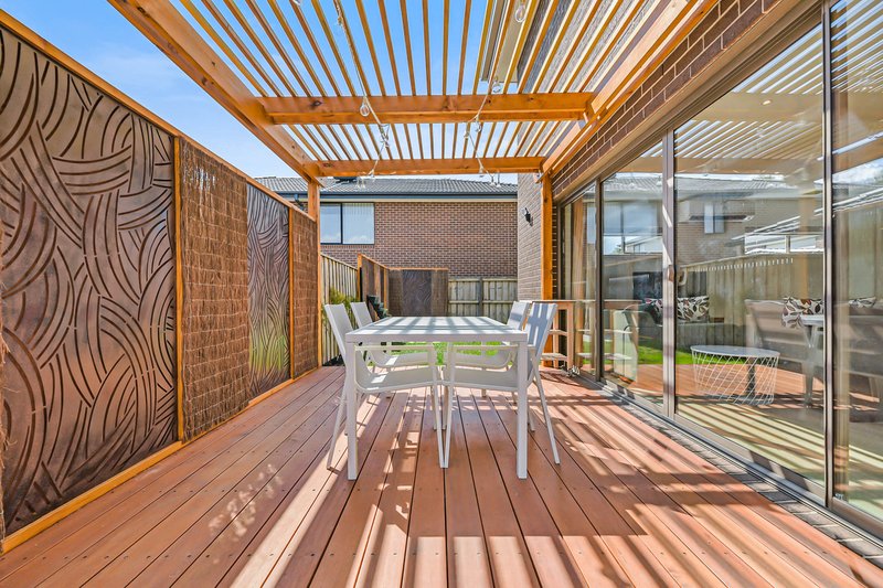 Photo - 3 Carambola Place, Berwick VIC 3806 - Image 15