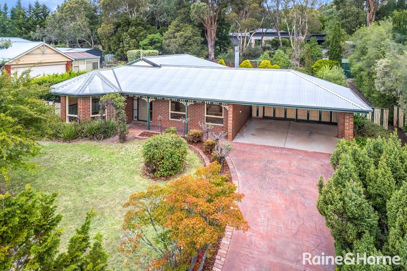 3 Carinya Drive, Gisborne VIC 3437