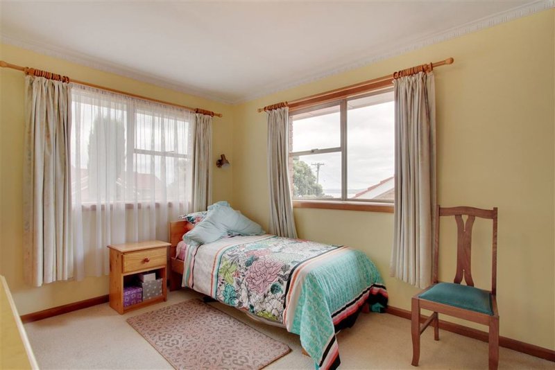 Photo - 3 Carita Road, Blackmans Bay TAS 7052 - Image 10