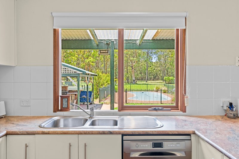 Photo - 3 Carlyle Close, Jilliby NSW 2259 - Image 8