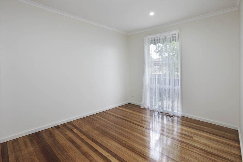 Photo - 3 Carmarthen Drive, Corio VIC 3214 - Image 7