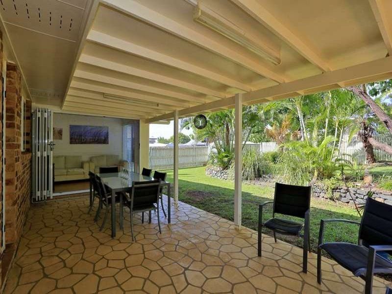 Photo - 3 Carmen Court, Avoca QLD 4670 - Image 2