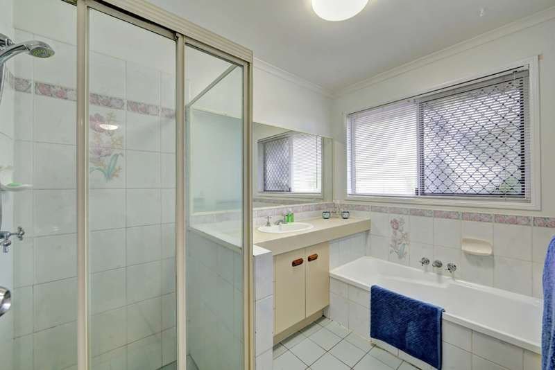 Photo - 3 Carmen Court, Avoca QLD 4670 - Image 12