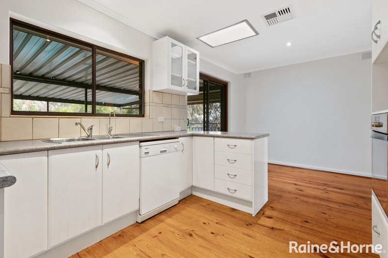 Photo - 3 Carnarvon Avenue, Redwood Park SA 5097 - Image 8