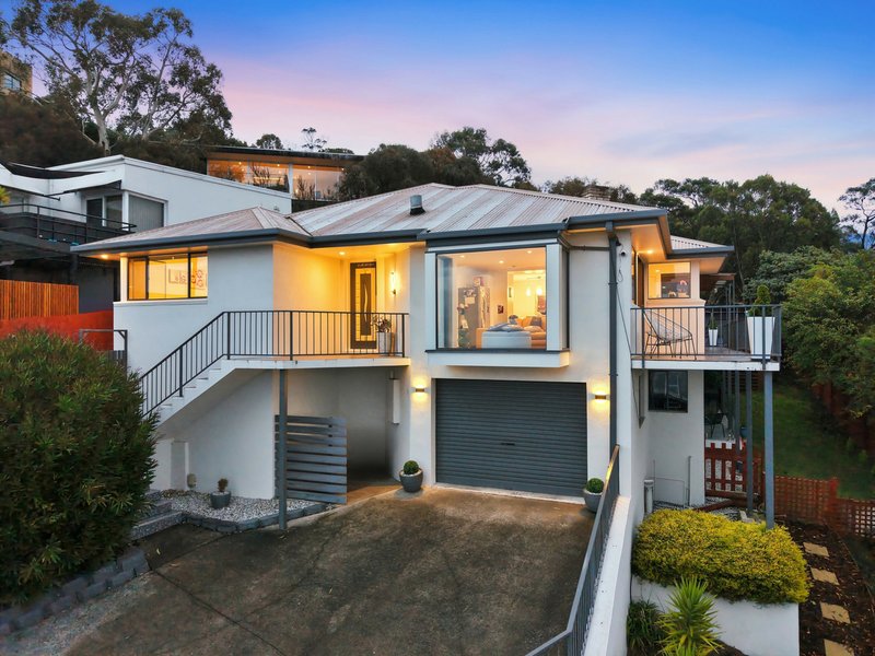 Photo - 3 Caroline Street, Dynnyrne TAS 7005 - Image 1
