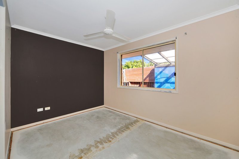 Photo - 3 Carolyn Street, Dundowran Beach QLD 4655 - Image 11