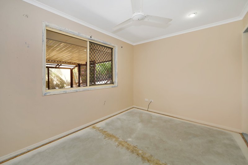 Photo - 3 Carolyn Street, Dundowran Beach QLD 4655 - Image 12