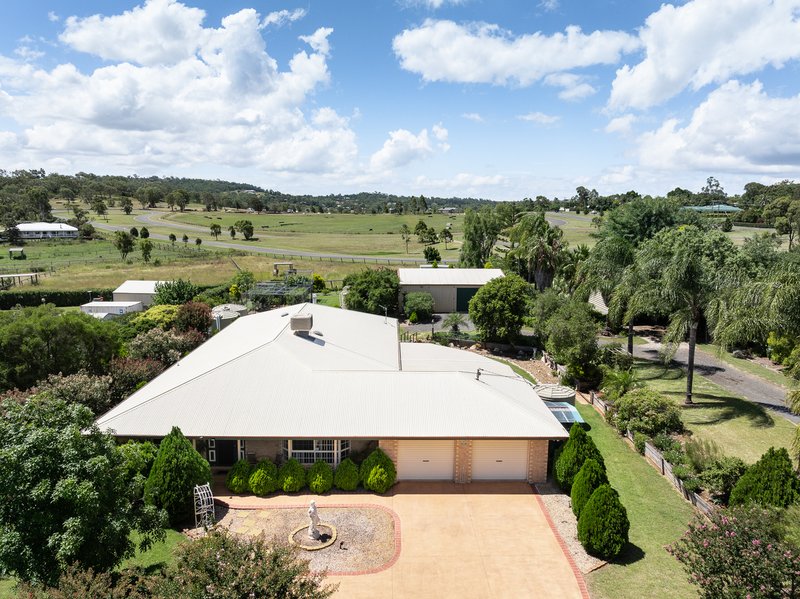 3 Cary Road, Glenvale QLD 4350