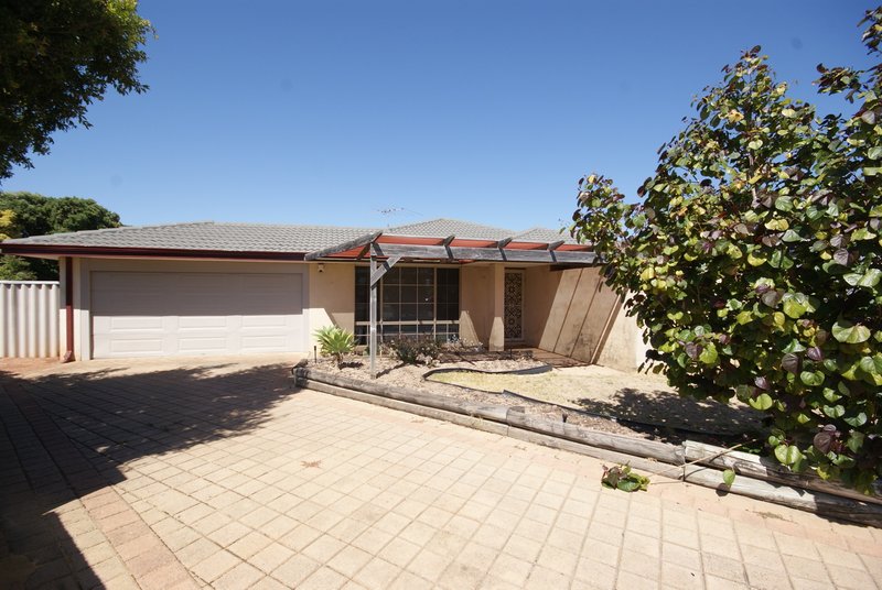 3 Caryota Court, Warnbro WA 6169