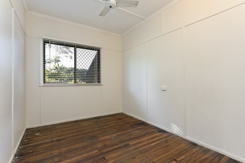 Photo - 3 Casey Street, Keperra QLD 4054 - Image 7