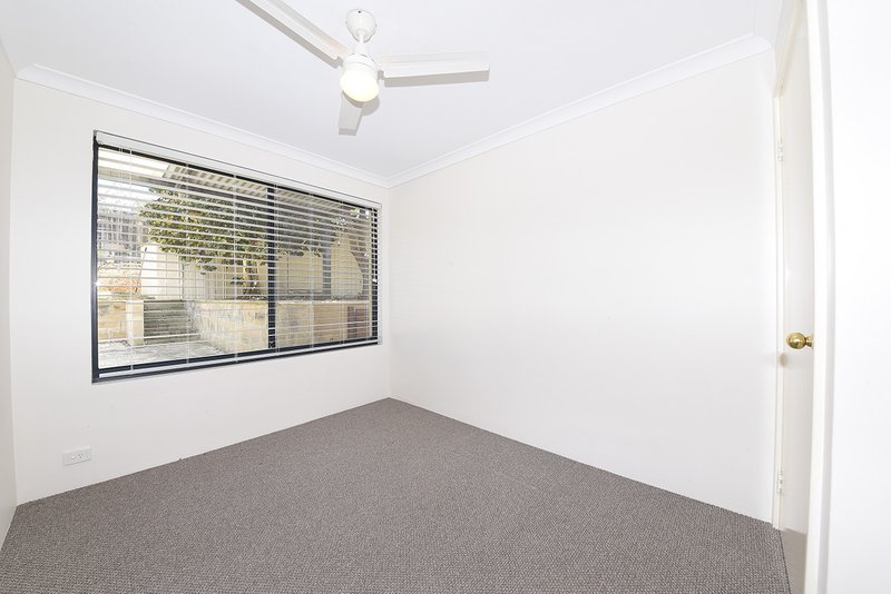 Photo - 3 Cassano Boulevard, Clarkson WA 6030 - Image 24