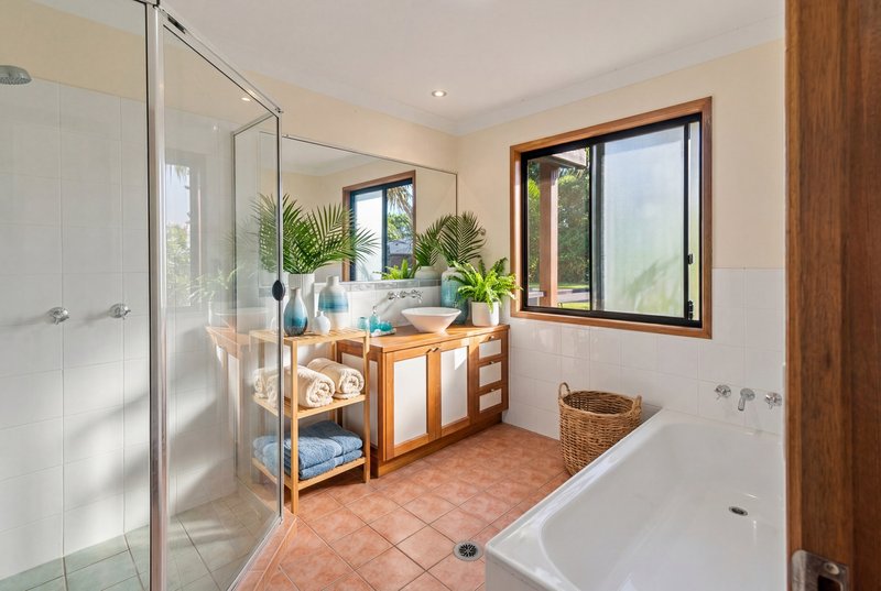 Photo - 3 Castle Court, Tugun QLD 4224 - Image 8