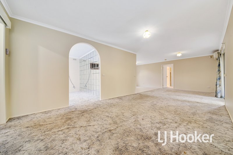 Photo - 3 Casuarina Court, Hampton Park VIC 3976 - Image 3