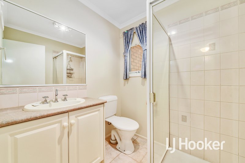 Photo - 3 Casuarina Court, Hampton Park VIC 3976 - Image 15