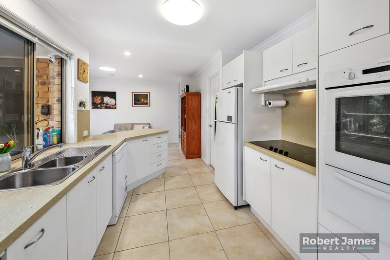 Photo - 3 Casuarina Court, Noosaville QLD 4566 - Image 13