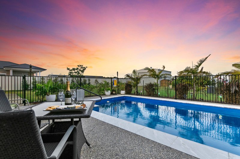 Photo - 3 Catalina Court, Booral QLD 4655 - Image 3