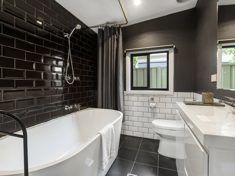 Photo - 3 Catherine Street, Cessnock NSW 2325 - Image 2