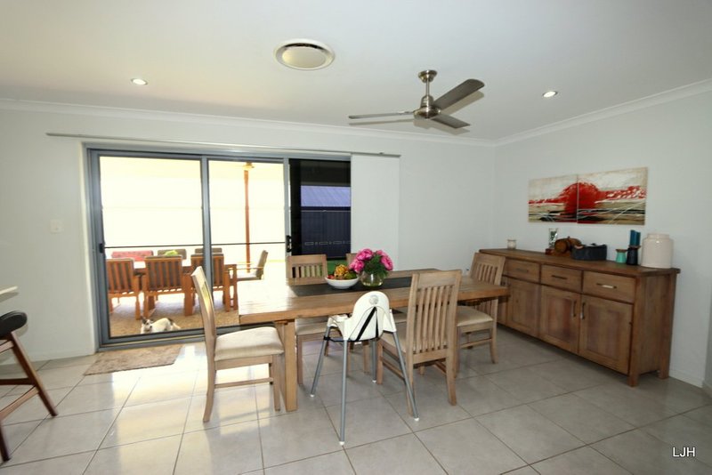 Photo - 3 Caulfield Place, Emerald QLD 4720 - Image 9