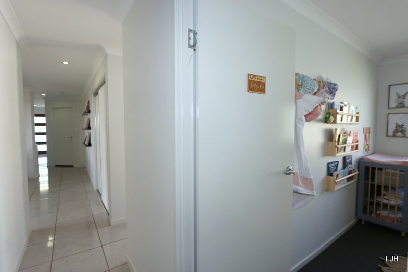 Photo - 3 Caulfield Place, Emerald QLD 4720 - Image 11