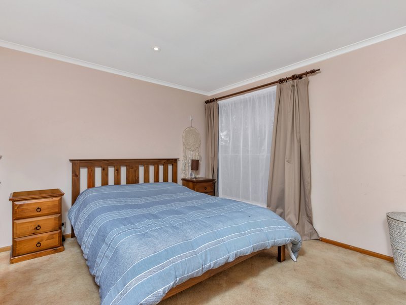 Photo - 3 Causby Crescent, Willaston SA 5118 - Image 7