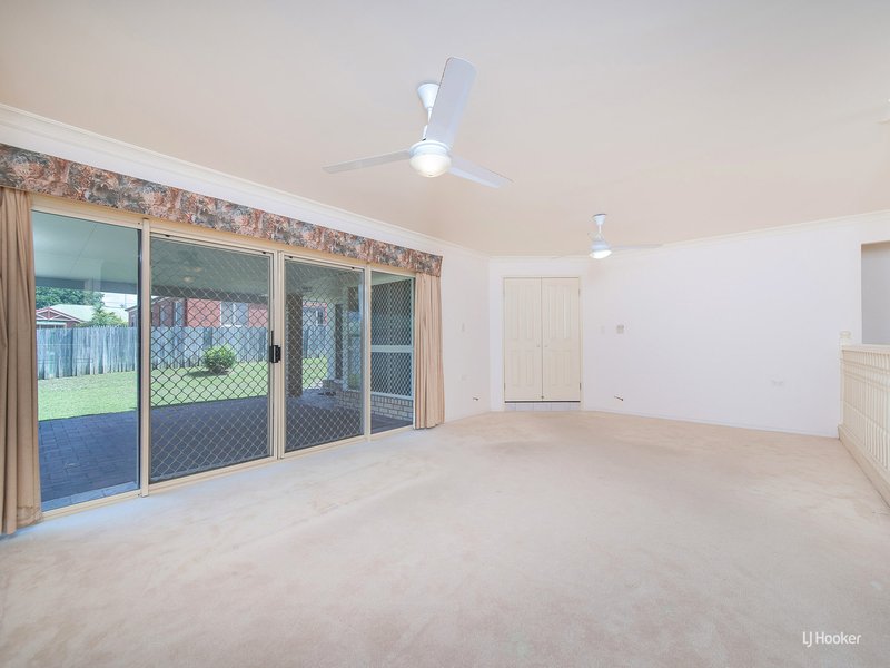 Photo - 3 Cedar Drive, Norman Gardens QLD 4701 - Image 5