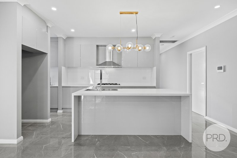 Photo - 3 Chaikin Avenue, Oran Park NSW 2570 - Image 6