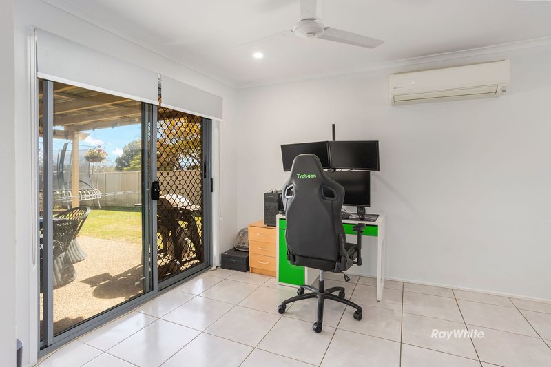 Photo - 3 Challenger Avenue, Flinders View QLD 4305 - Image 9