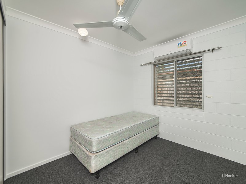 Photo - 3 Chalmers Street, Norman Gardens QLD 4701 - Image 20