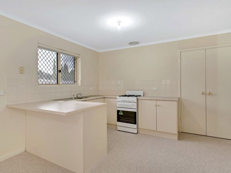 Photo - 3 Chambers Street, Golden Grove SA 5125 - Image 2