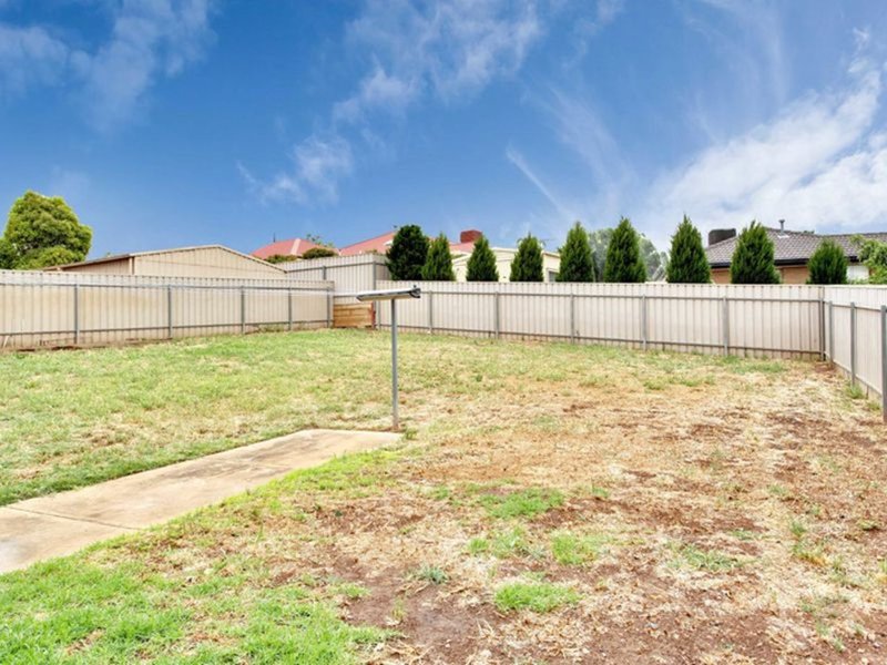 Photo - 3 Chambers Street, Golden Grove SA 5125 - Image 9