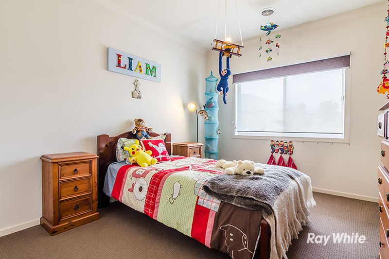 Photo - 3 Chantenay Parade, Cranbourne North VIC 3977 - Image 14