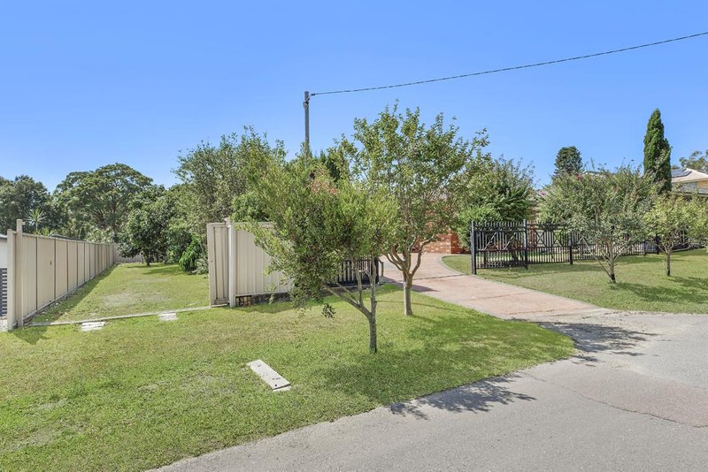 Photo - 3 Charles Avenue, Morisset Park NSW 2264 - Image 10