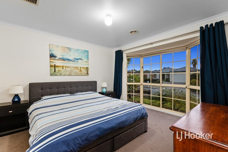 Photo - 3 Charles Grimes Place, Seabrook VIC 3028 - Image 4