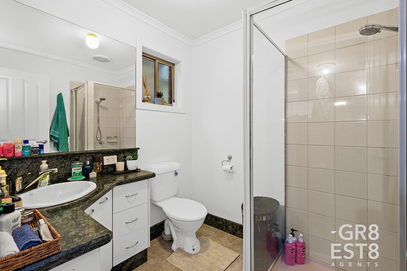 Photo - 3 Charlotte Place, Cranbourne West VIC 3977 - Image 10