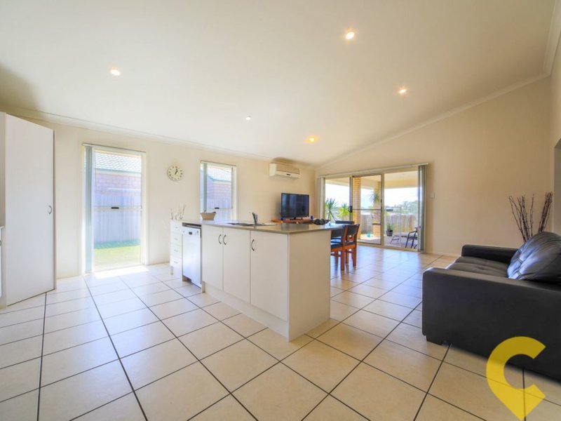 Photo - 3 Charlton Crescent, Ormeau QLD 4208 - Image 2