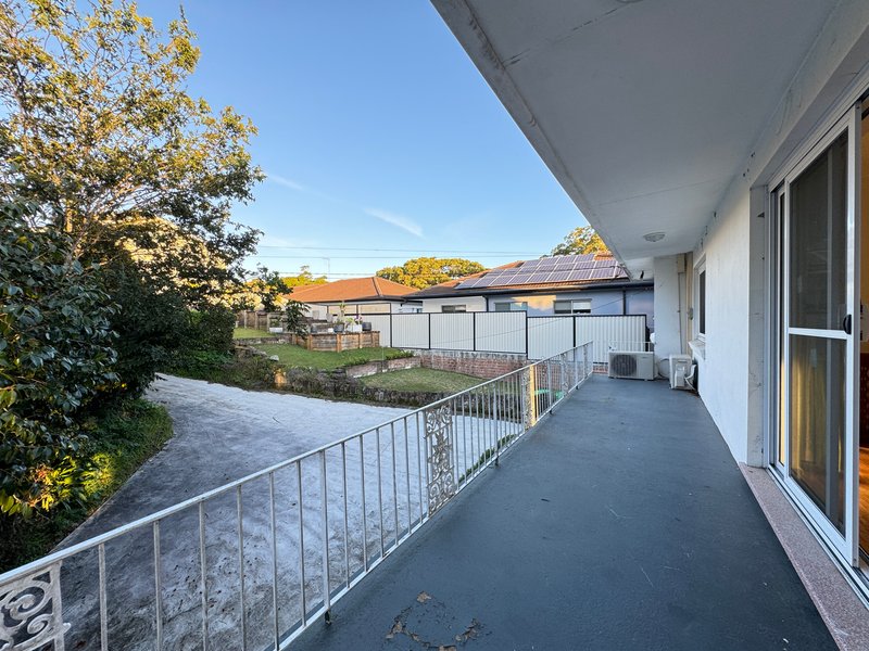 Photo - 3 Charm Place, Peakhurst NSW 2210 - Image 12