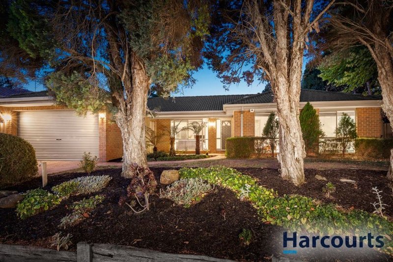 3 Chartwell Drive, Wantirna VIC 3152