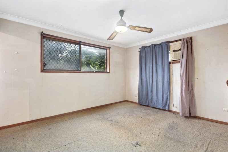 Photo - 3 Chilton Street, Sunnybank Hills QLD 4109 - Image 6