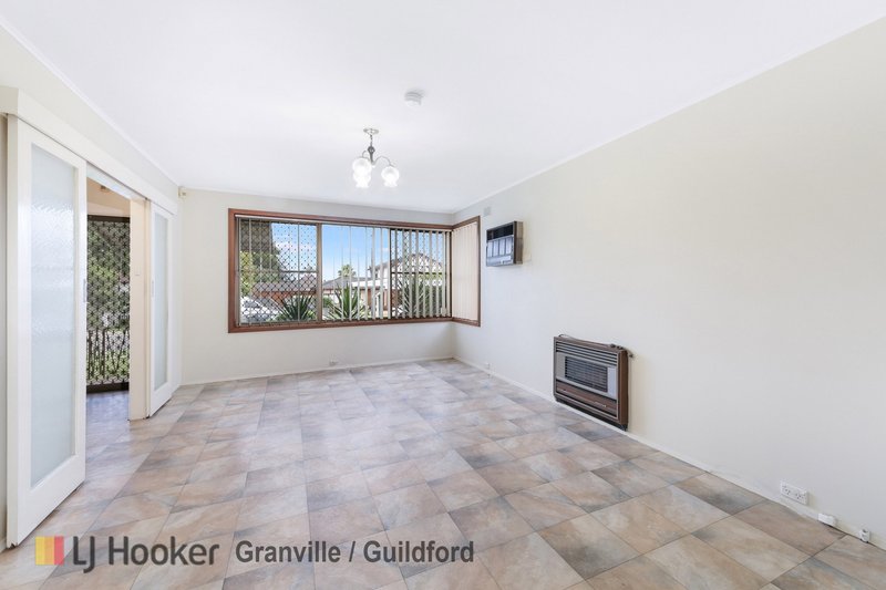 Photo - 3 Chowne Place, Yennora NSW 2161 - Image 4