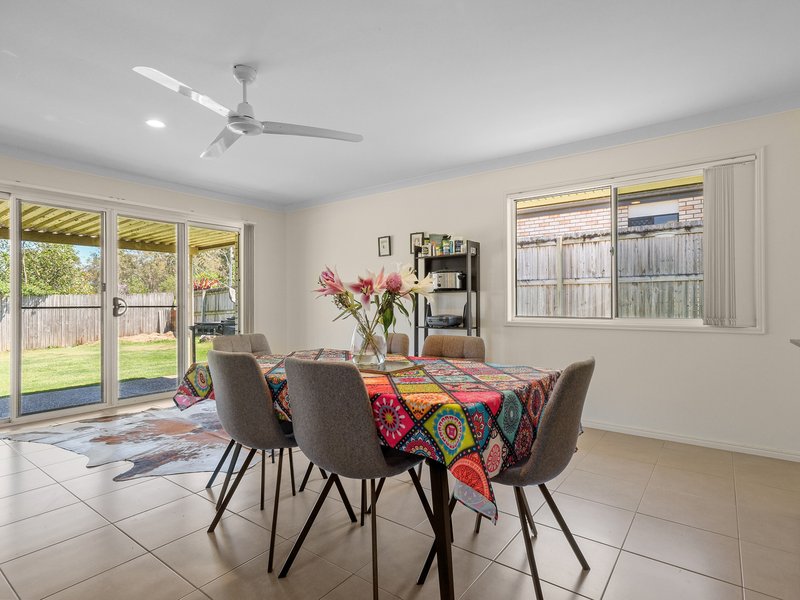 Photo - 3 Chris Street, Redbank QLD 4301 - Image 8