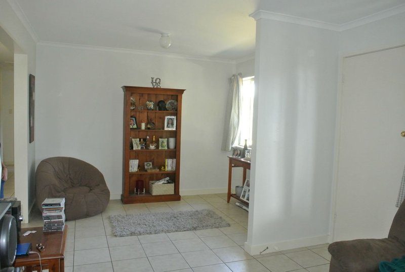 Photo - 3 Clark Street, Redcliffe QLD 4020 - Image 3