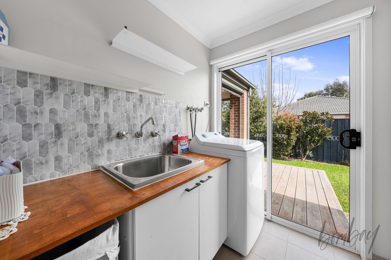 Photo - 3 Clavell Crescent, Wollert VIC 3750 - Image 12