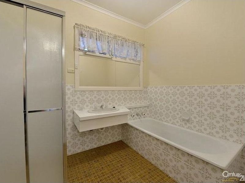 Photo - 3 Cleary Court, Clayton South VIC 3169 - Image 7