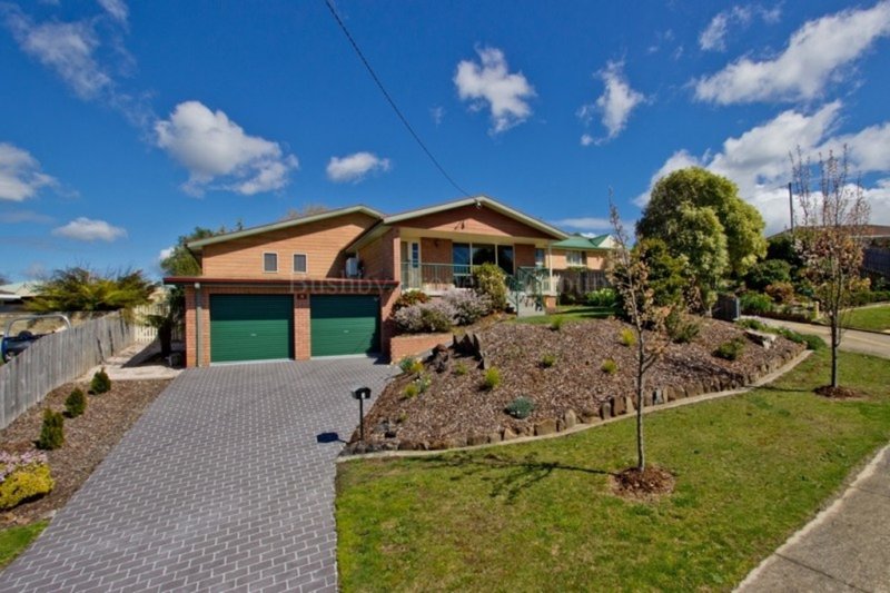 Photo - 3 Clifton Place, Prospect Vale TAS 7250 - Image 2