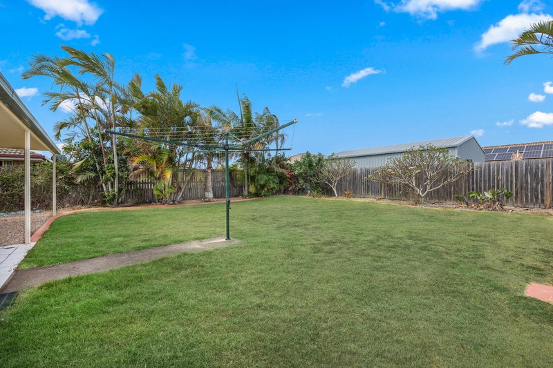 Photo - 3 Clipper Street, Point Vernon QLD 4655 - Image 18