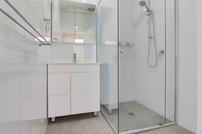 Photo - 3 Clive Street, Fairfield NSW 2165 - Image 5