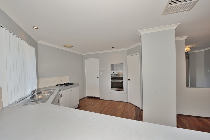 3 Club Place, Cooloongup WA 6168