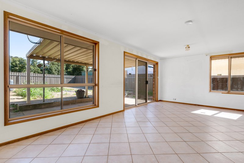 Photo - 3 Coachwood Close, Blakeview SA 5114 - Image 6