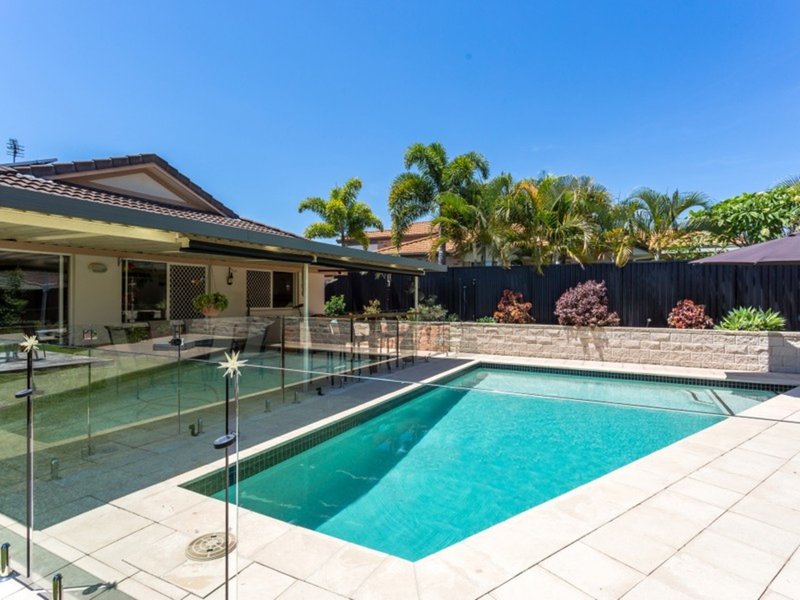 Photo - 3 Cobb Court, Mudgeeraba QLD 4213 - Image 10