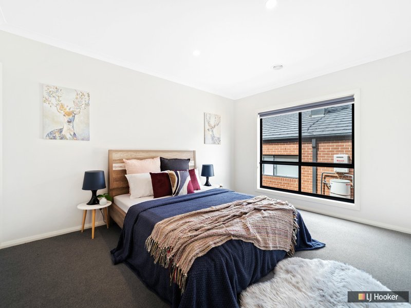 Photo - 3 Cobham Rise, Maddingley VIC 3340 - Image 11